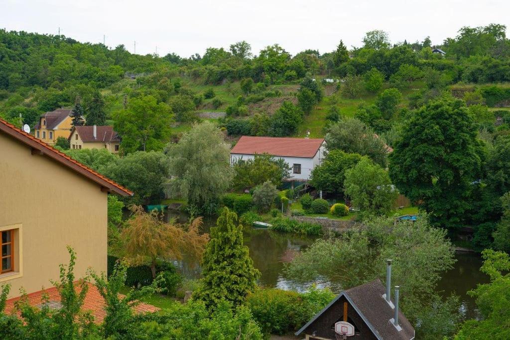 Apartament Ruhige Unterkunft Mit Einer Schoenen Aussicht Znojmo Zewnętrze zdjęcie